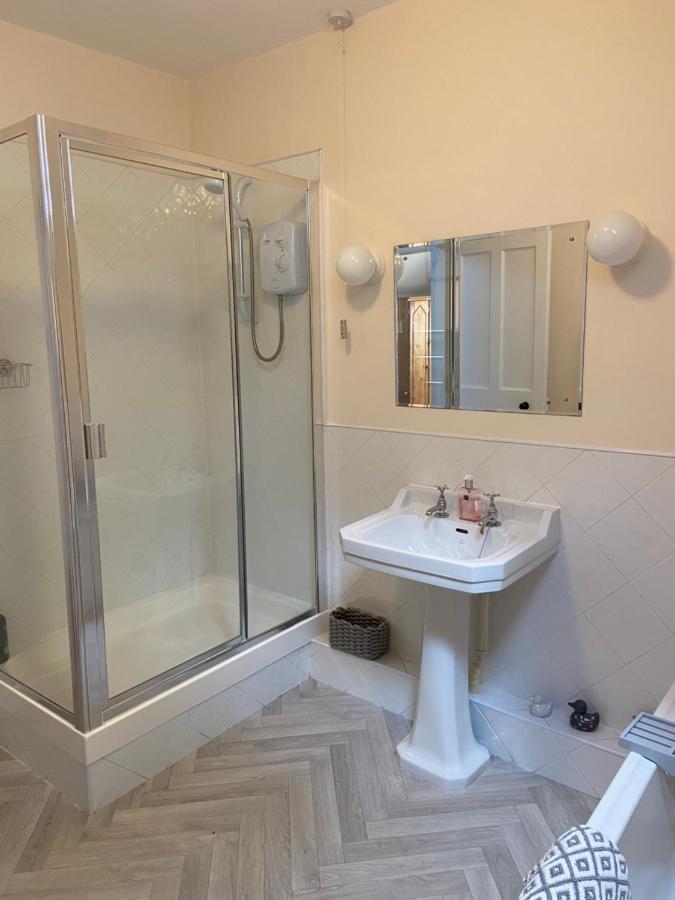 Fabulous 2 Bedroom House Just Outside Edinburgh Auchendinny Εξωτερικό φωτογραφία